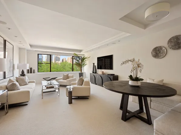 785 5th Avenue 6A image 1 of 12