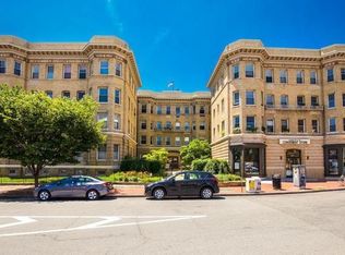 3220 17th St NW, Washington, DC 20010