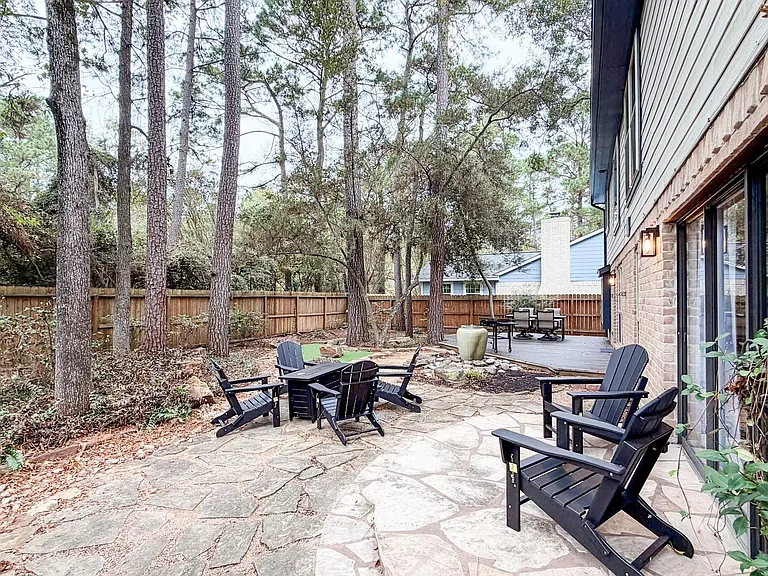 29 Pinewood Forest Ct — Photo 45