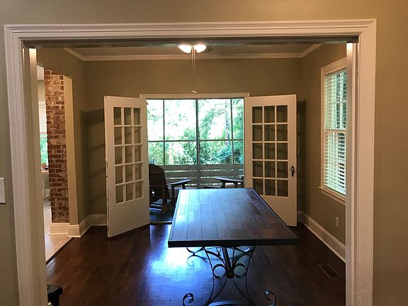Dining Room open to Screened Porch