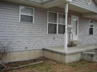 107 Harrison Ln, Festus, MO 63028