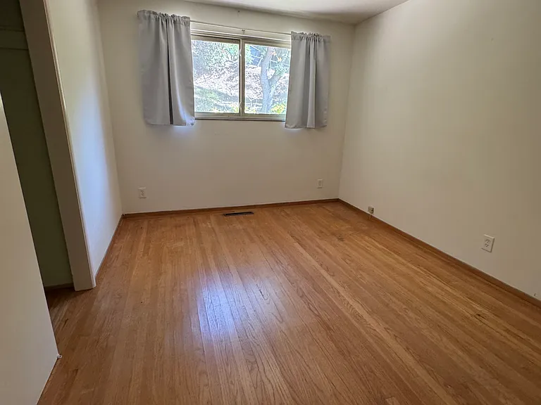 227 Ramona Rd — Photo 27