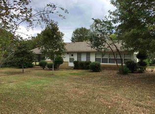 716 S Oak St, Mize, MS 39116