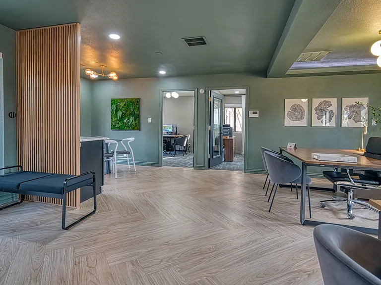 Leasing Office