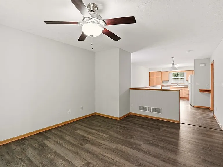 547 Moore Rd #5 — Photo 18