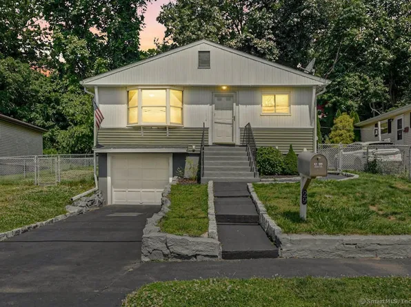 29 Elaine Drive, Ansonia, CT 06401