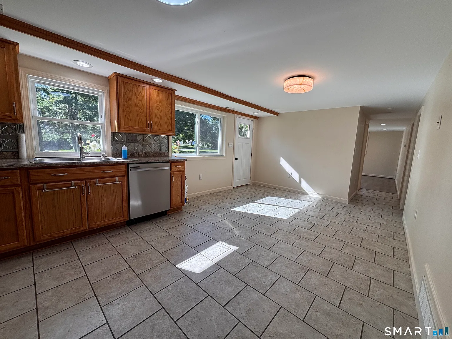65 Old Brooklyn Tpke — Photo 4