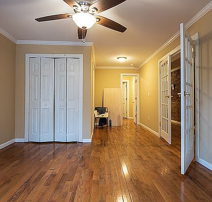 1st image of 426 Park Pl