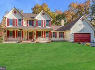 368 E Millstream Rd, Cream Ridge, NJ 08514