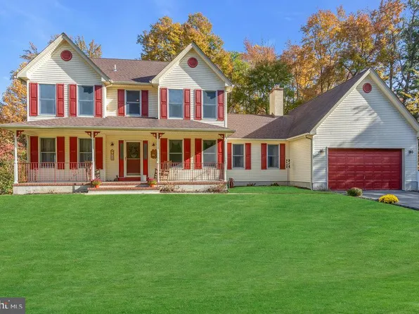 368 E Millstream Rd, Cream Ridge, NJ 08514