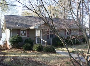 1021 Ligon Rd, Greenwood, SC 29649