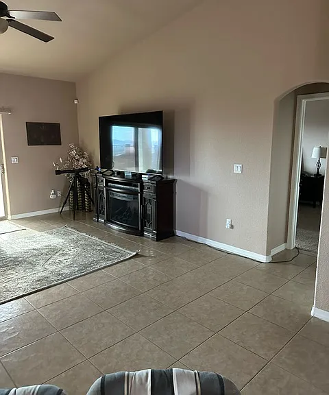 2214 Edgewood Dr — Photo 20