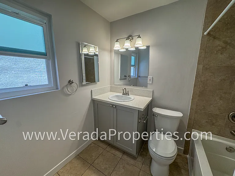 4336 Estrella Ave #4 — Photo 12