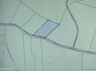 Urban Rd, Hawley, PA 18428