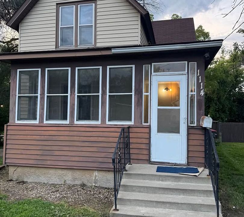 1st image of 1114 4th St NW