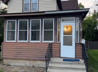 1114 4th St NW, Faribault, MN 55021