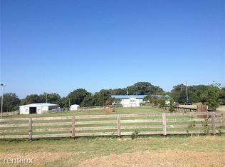 1325 Sullivan Rd, Valley View, TX 76272