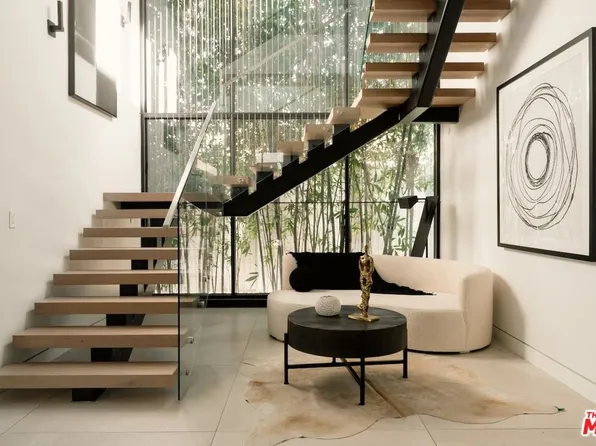 818 N Curson Ave, Los Angeles, CA 90046