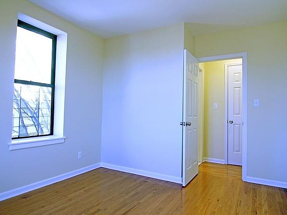 4th image of 2741 Sedgwick Ave APT 3E