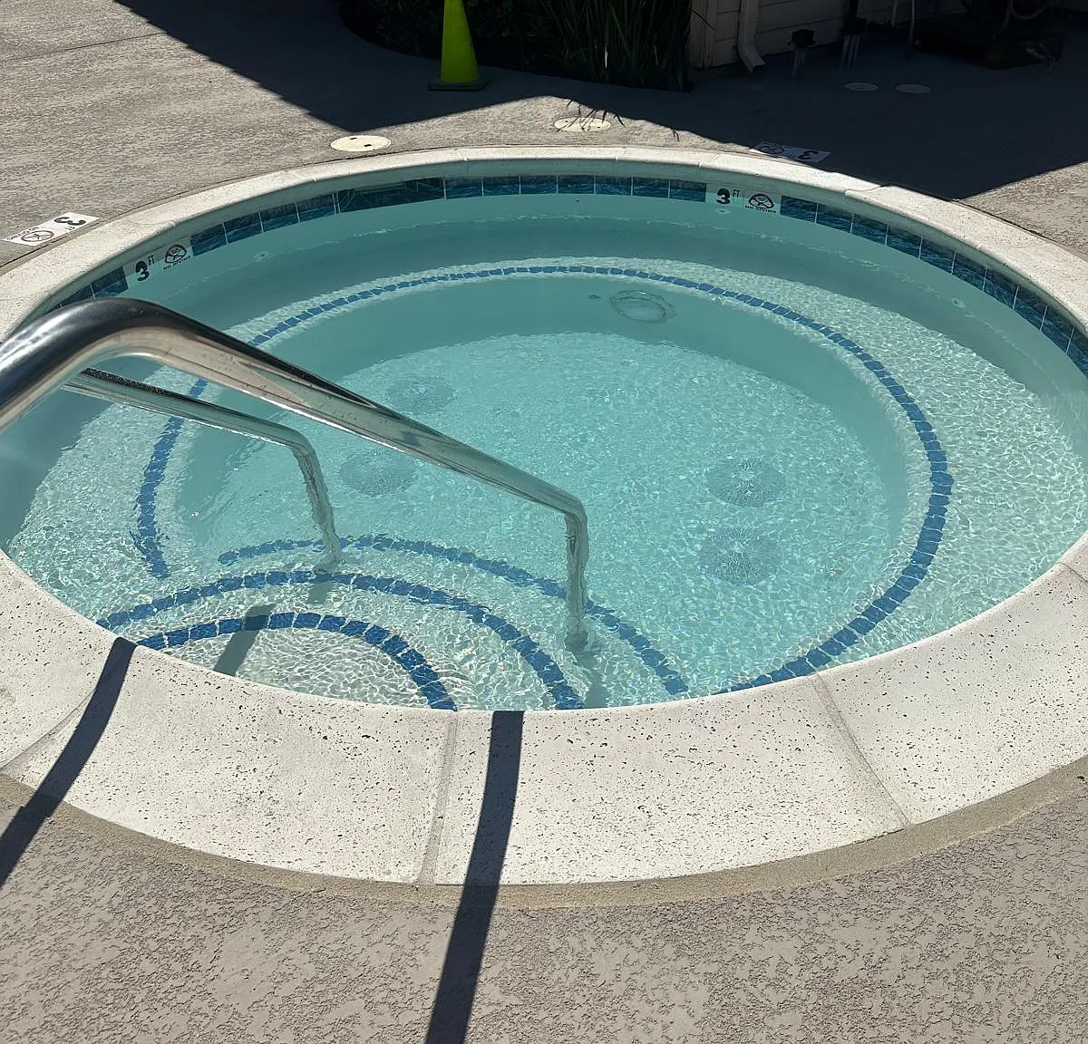 1 bed, 937 sqft, $1,950 — Photo 3
