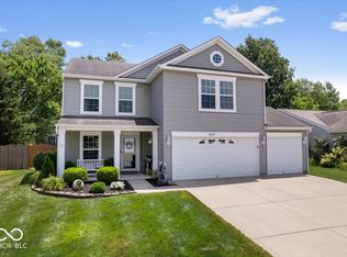 1203 Maple Run Dr, Sheridan, IN 46069