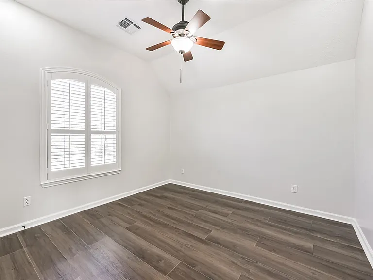 2315 Bending Spring Dr — Photo 34