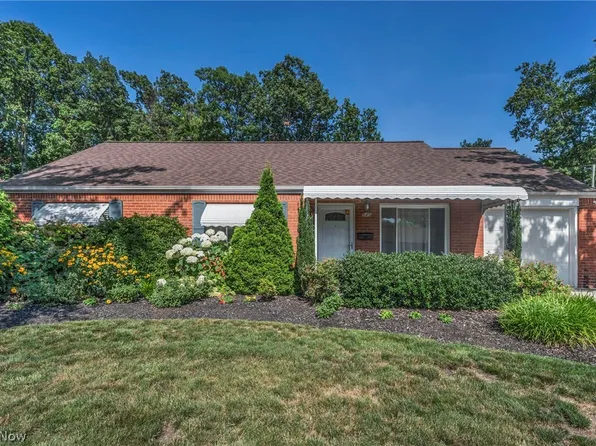 545 Walnut Dr, Euclid, OH 44132