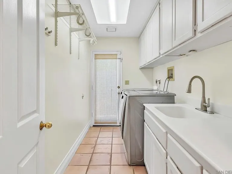 12218 Picrus St — Photo 18