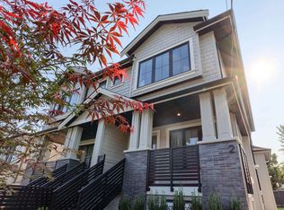 5262 McKinnon St, Vancouver, BC V5R 4C6