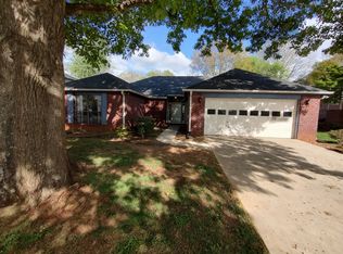 105 Progress Ln, Madison, AL 35758