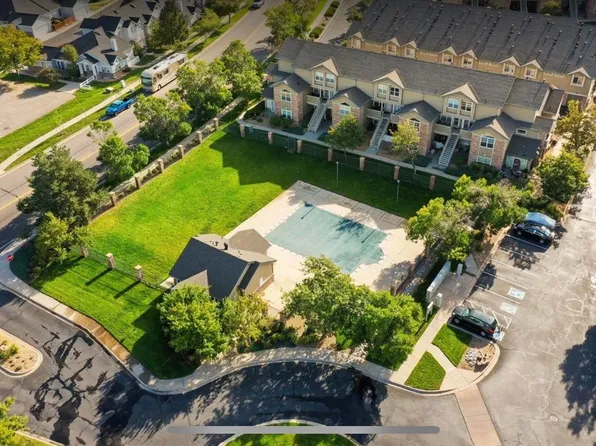 3246 S Walden Ct, Aurora, CO 80013