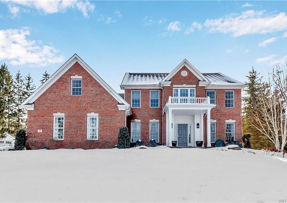 1st image of 21 Westgate Dr