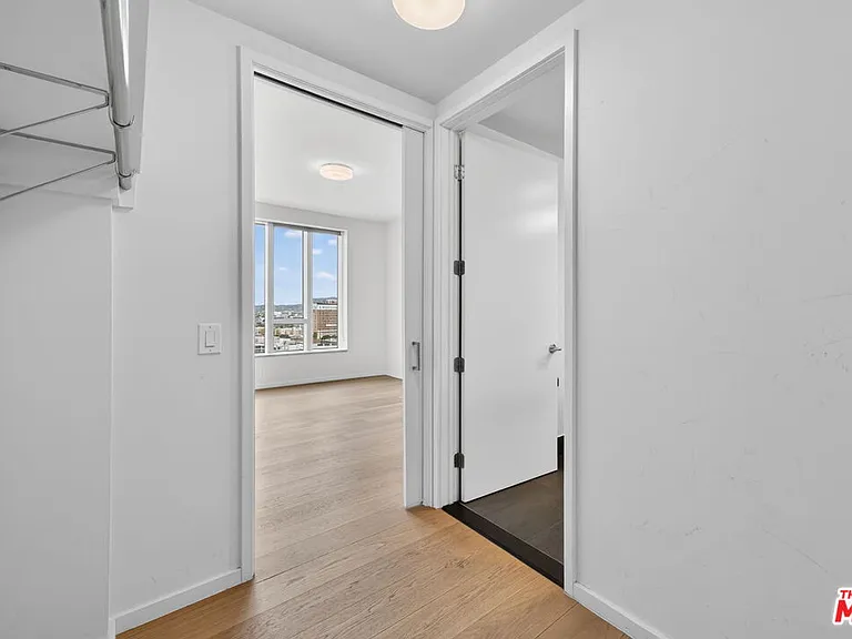 889 Francisco St #1806 — Photo 19