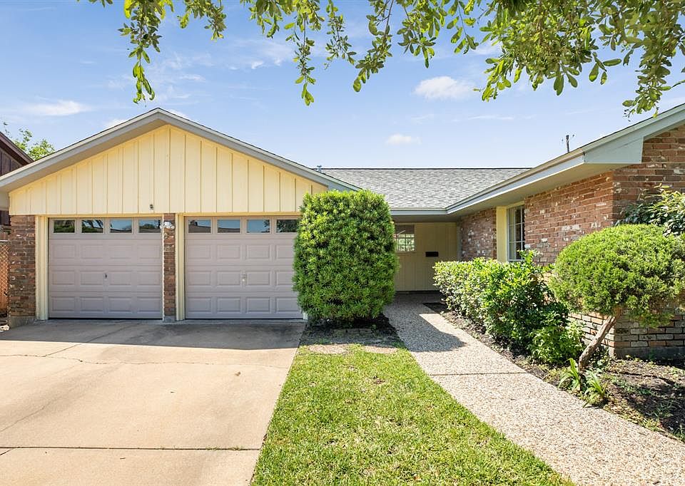 1st image of 7717 Chantilly Cir