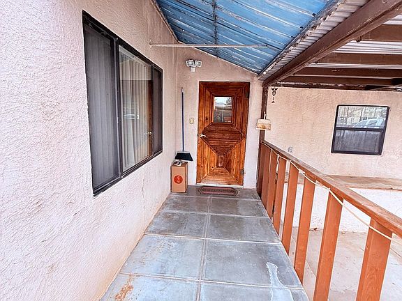 2nd image of 105 Rio Grande Ave