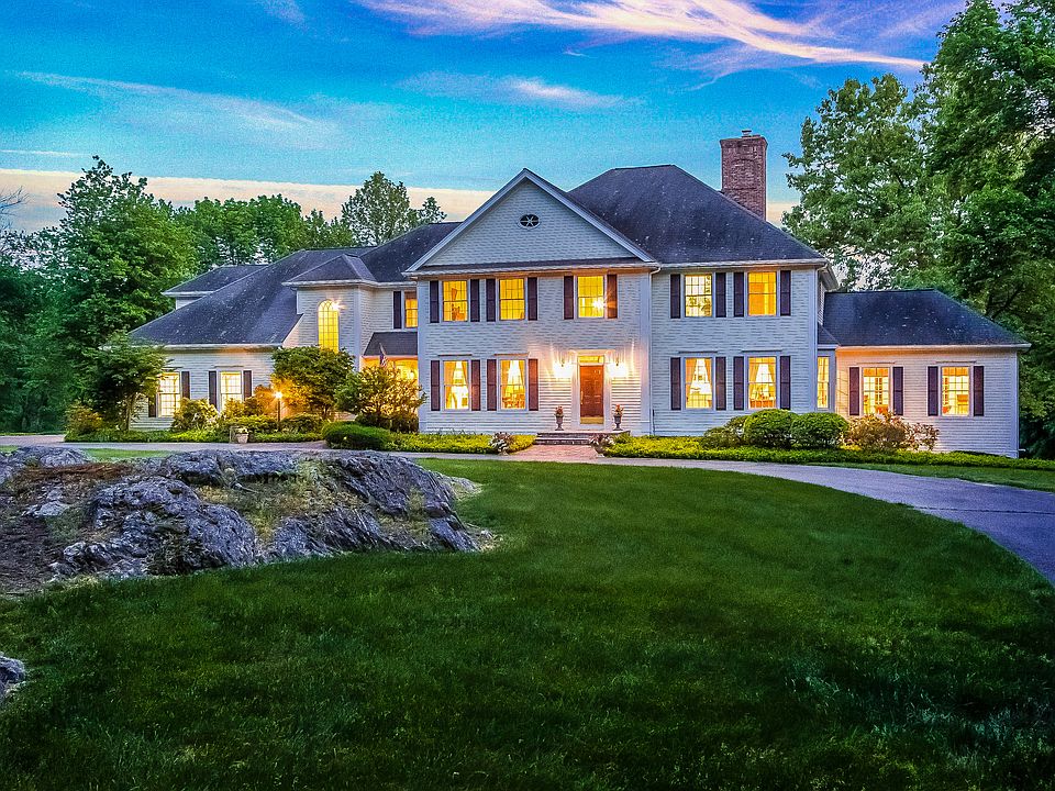 69 Daniel Trce, Burlington, CT 06013 Zillow