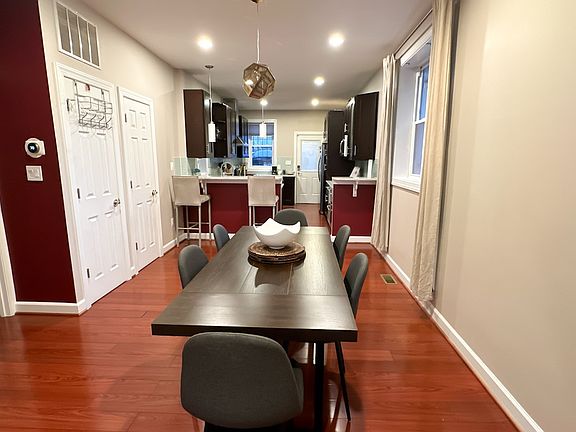 Spacious Dining Area