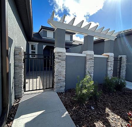5th image of 219 Villa Luna Ln