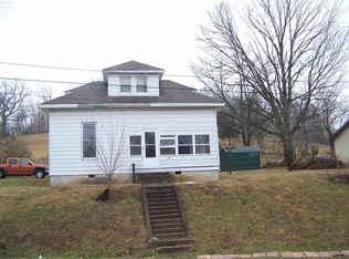 120 NE 3rd St, Paoli, IN 47454