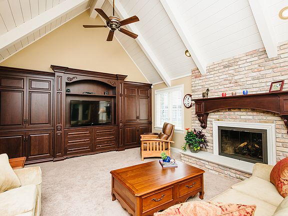 4th image of 8141 N Crab Orchard Ct