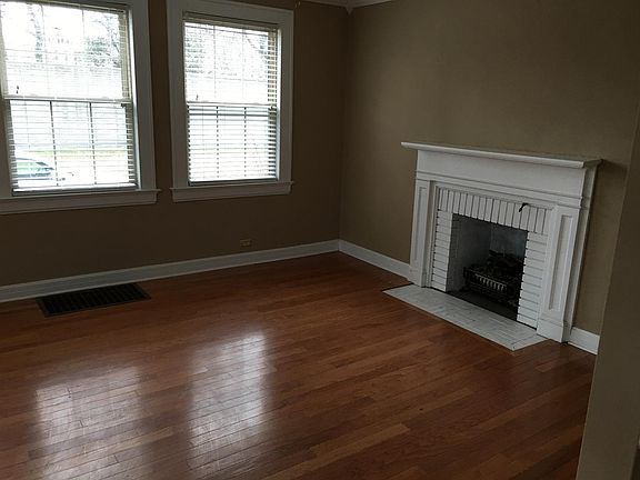 4th image of 7 Riverview Ct