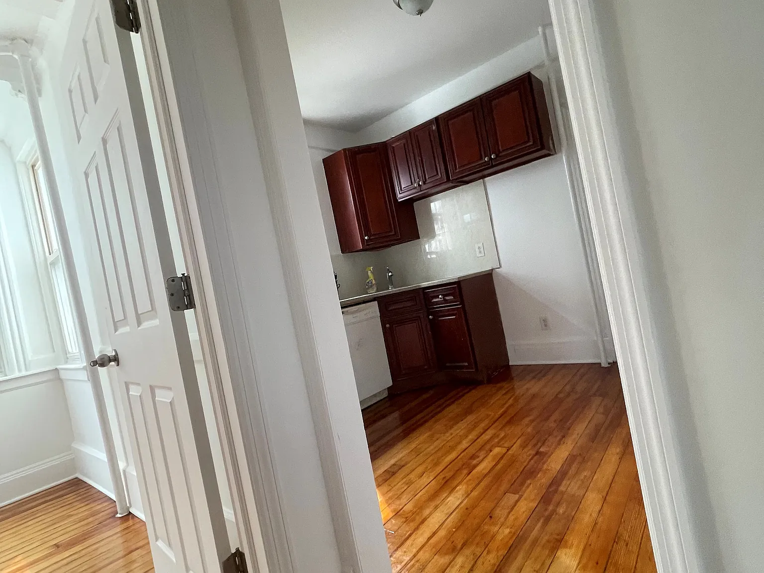 3 bed, $3,500 — Photo 1