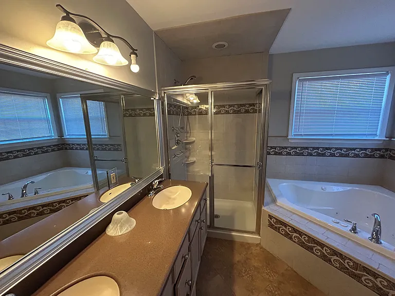 29 Carriage Dr — Photo 15
