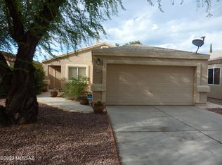 7435 E Cross Ridge Pl, Tucson, AZ 85710