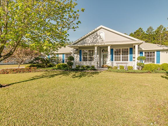 3rd image of 3014 Hidden Oaks Dr
