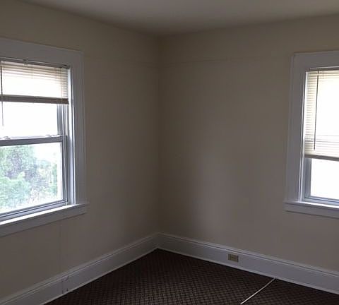 3rd image of 24814 89th Ave #2