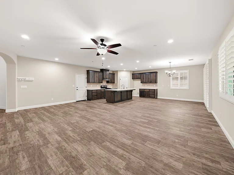7303 Whiskey Creek Dr — Photo 14