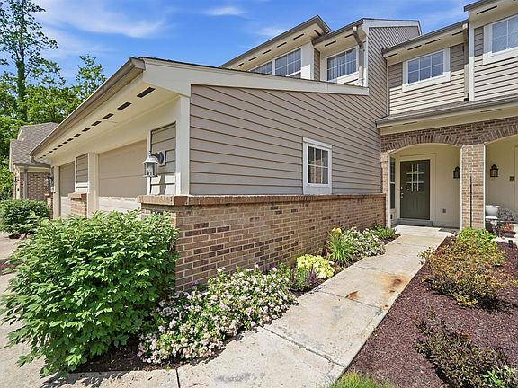 4th image of 764 Southmeadow Cir