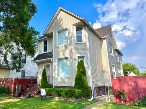 515 N 9th Ave, Maywood, IL 60153