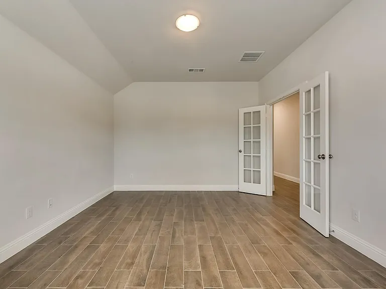 3508 Lillian Ct — Photo 3